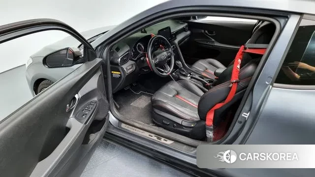 Hyundai Veloster (JS) 2019 Серый из Кореи, фото 2