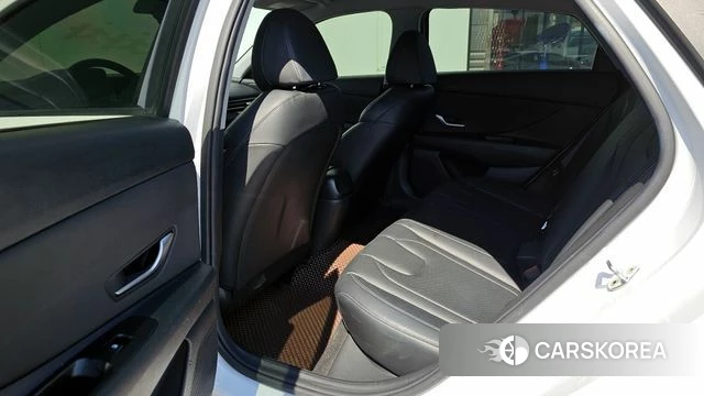 Hyundai Avante (CN7) 2021 Белый из Кореи, фото 2