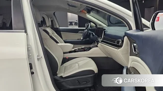 Kia Sportage 5th Generation 2022 Белый из Кореи, фото 2