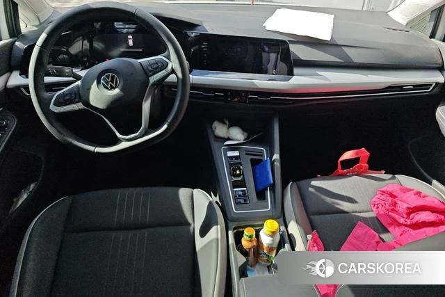 Volkswagen Golf 2024 Белый из Китая, фото 2
