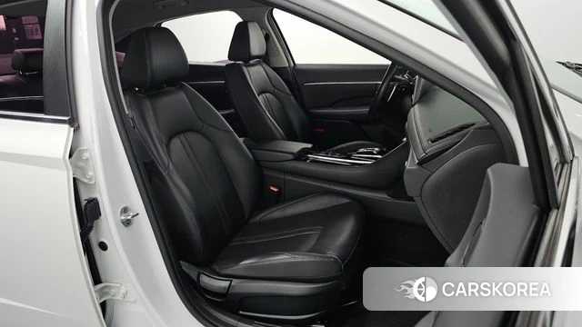 Hyundai Sonata (DN8) 2019 Белый из Кореи, фото 2