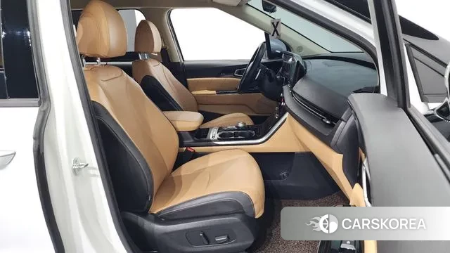 Kia Carnival 4th generation 2023 Белый из Кореи, фото 2