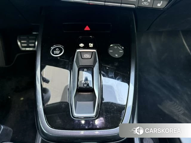 Audi Q4 e-tron 2025 Синий из Китая, фото 2