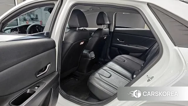 Hyundai Avante Hybrid (CN7) 2021 Белый из Кореи, фото 2