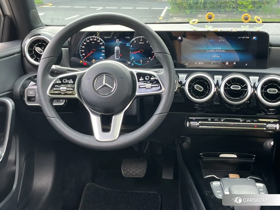 Mercedes-Benz Class A 2021 Белый из Китая, фото 2