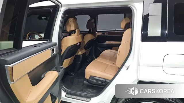 Hyundai Santa Fe (MX5) 2023 Белый из Кореи, фото 2