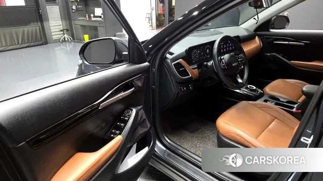 Kia The New Seltos 2024 Черный из Кореи, фото 2