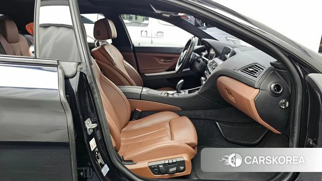 BMW 6 Series (F12) 2018 Черный из Кореи, фото 2