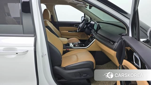 Kia Carnival 4th generation 2023 Белый из Кореи, фото 2