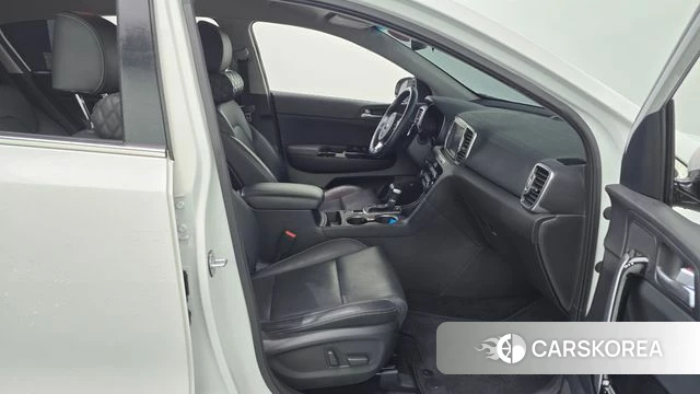 Kia Sportage 4th Generation 2018 Белый из Кореи, фото 2