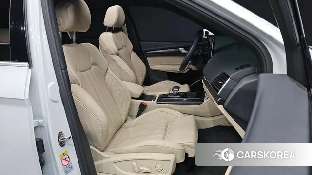 Audi Q5 (FY) 2023 Белый из Кореи, фото 2