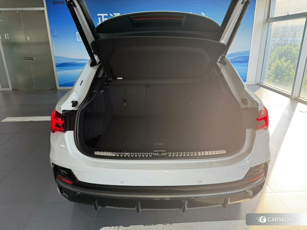 Audi Q3 Sportback 2023 Белый из Китая, фото 2