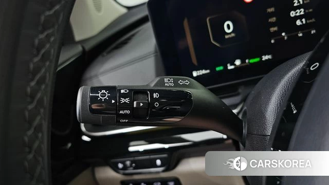 Kia The New Carnival 4th Generation 2024 Серебристо-серый из Кореи, фото 2