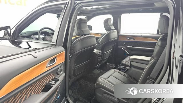 Jeep Grand Cherokee (WL) 2021 Черный из Кореи, фото 2