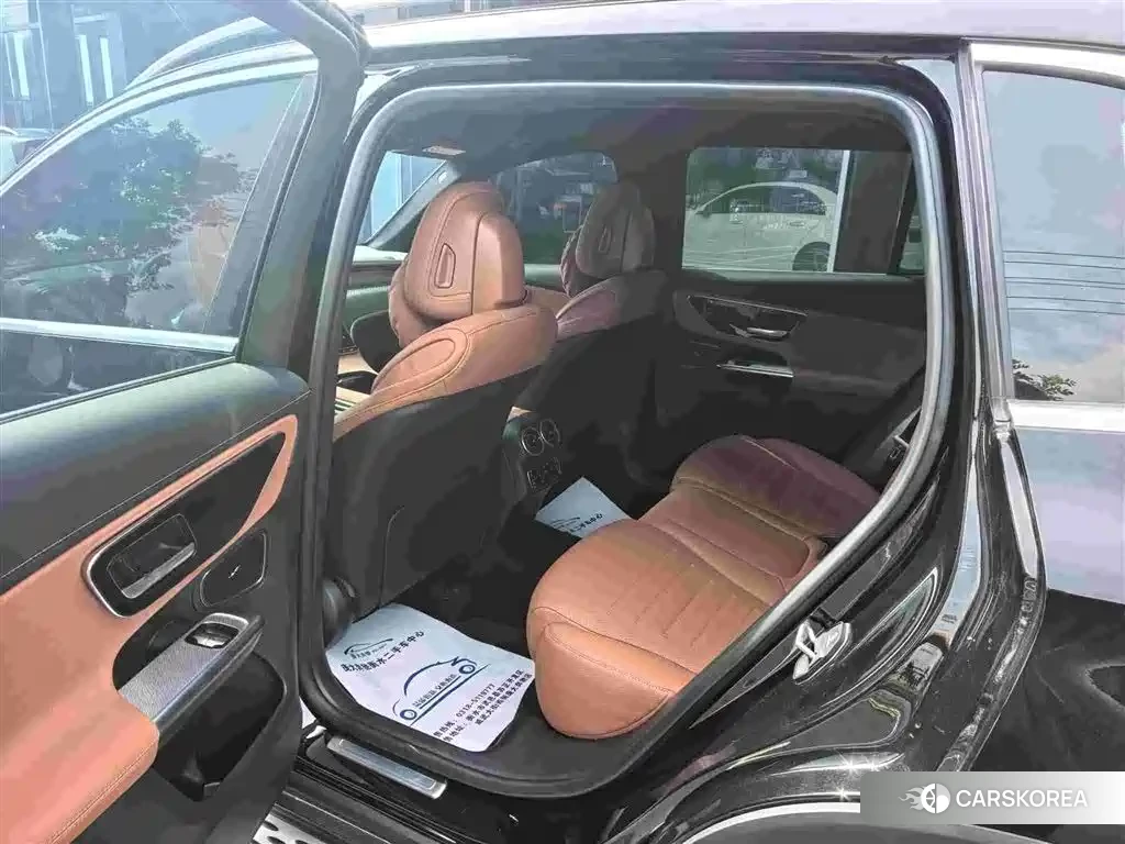 Mercedes-Benz GLC 2025 Черный из Китая, фото 2