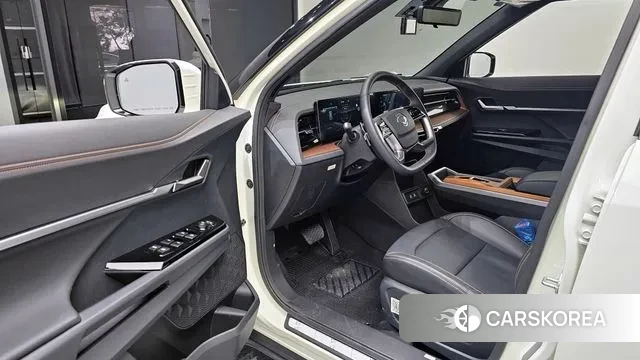 Ssangyong The New Torres 2024 Белый из Кореи, фото 2