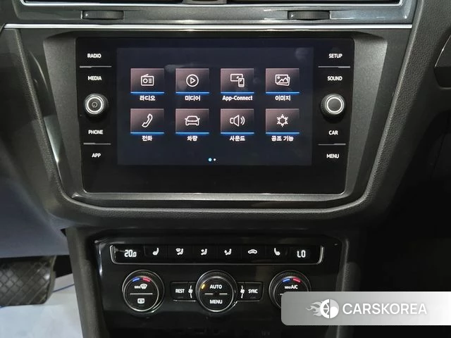 Volkswagen Tiguan second Generation 2018 Белый из Кореи, фото 2
