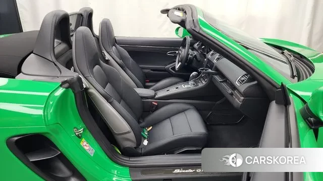 Porsche 718 Boxster 2021 Зеленый из Кореи, фото 2