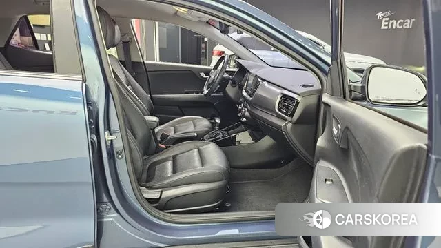 Kia Stonic 2018 Серый из Кореи, фото 2