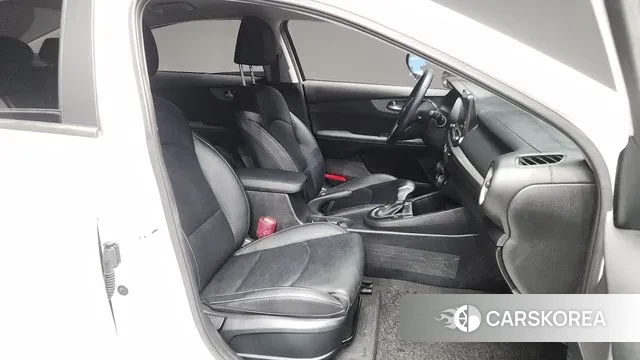 Kia Come New K3 2021 Белый из Кореи, фото 2