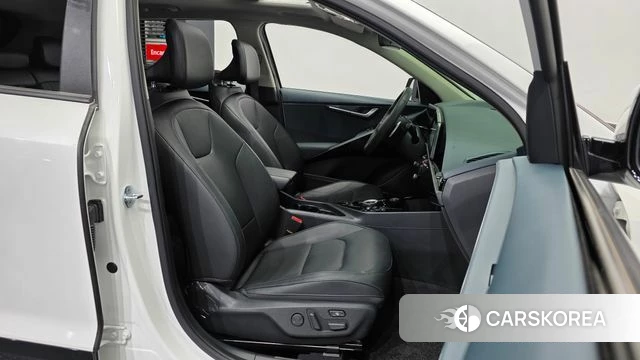 Kia Di Ol Nu Niro 2022 Белый из Кореи, фото 2