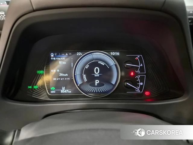 Lexus UX250h 2024 Серебристо-серый из Кореи, фото 2