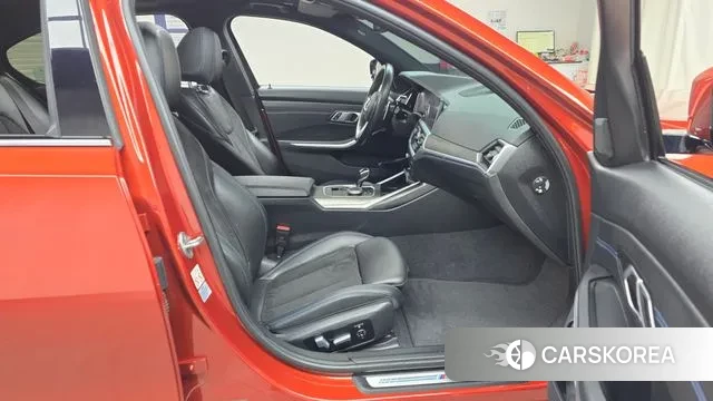 BMW 3 Series (G20) 2021 Оранжевый из Кореи, фото 2