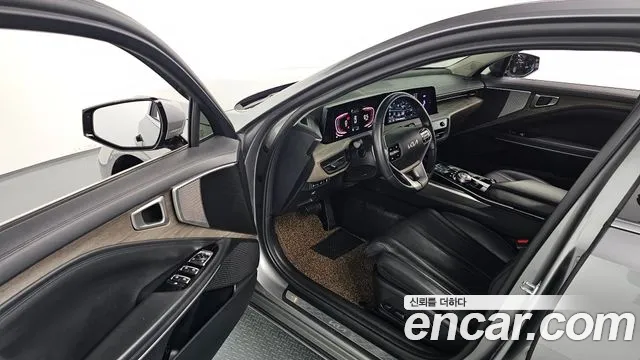 Kia K8 2024 Серебристо-серый из Кореи, фото 2