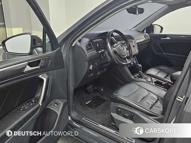 Volkswagen Tiguan second Generation 2018 Серый из Кореи, фото 2