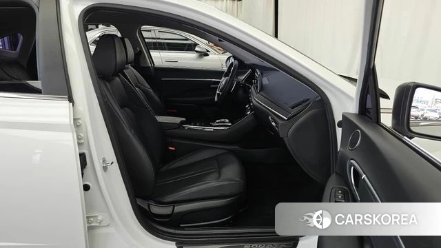 Hyundai Sonata (DN8) 2019 Белый из Кореи, фото 2