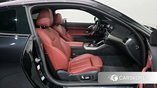 BMW 4 Series (G22) 2021 Черный из Кореи, фото 2