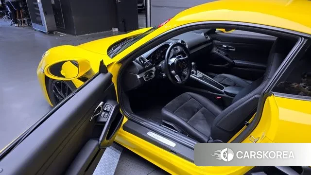 Porsche 718 Cayman 2020 Желтый из Кореи, фото 2