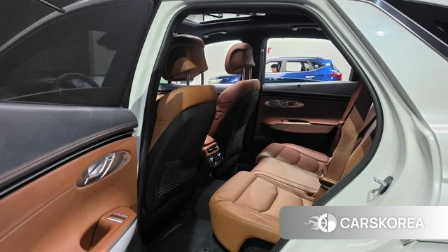 Genesis GV70 2024 Белый из Кореи, фото 2