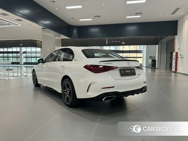 Mercedes-Benz Class C 2024 Белый из Китая, фото 2