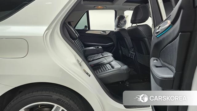 Mercedes-Benz GLE - Class W166 2018 Белый из Кореи, фото 2