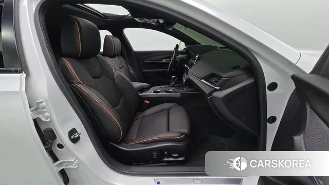 Cadillac CT4 2020 Белый из Кореи, фото 2