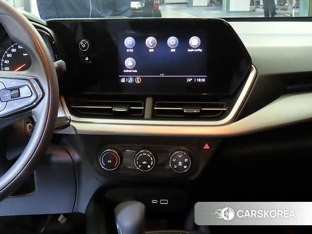 Chevrolet (GM Daewoo) Trax Crossover 2024 Черный из Кореи, фото 2