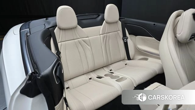 Mercedes-Benz CLE-Class C236 2024 Белый из Кореи, фото 2