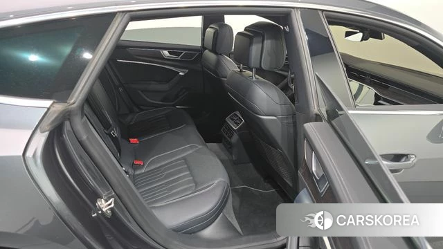 Audi A7 (4K) 2021 Серый из Кореи, фото 2