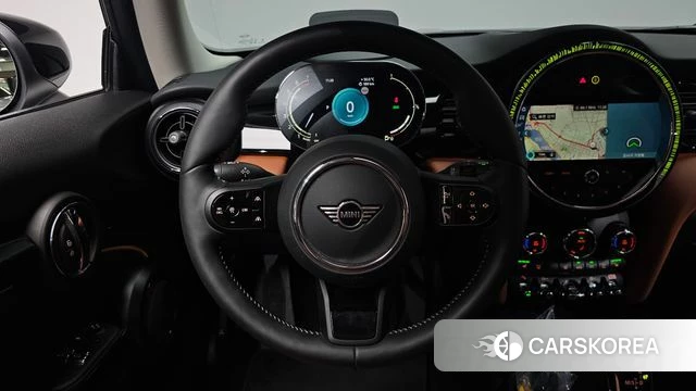 Mini Cooper S 2023 Белый из Кореи, фото 2