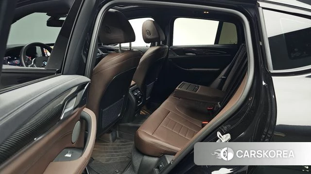 BMW X4 (G02) 2025 Черный из Кореи, фото 2