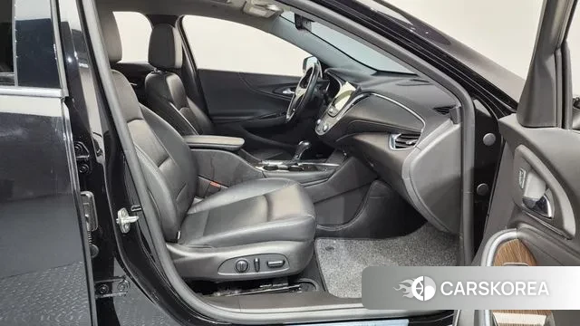 Chevrolet (GM Daewoo) All New Malibu 2018 Черный из Кореи, фото 2