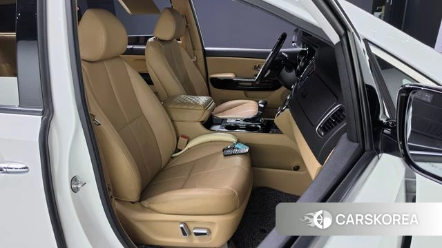 Kia The New Carnival 2018 Белый из Кореи, фото 2
