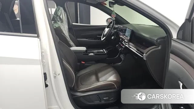 Hyundai The New Tucson (NX4) 2024 Белый из Кореи, фото 2