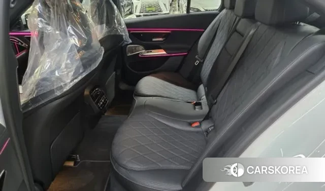 Mercedes-Benz E-Class W214 2024 Белый из Кореи, фото 2