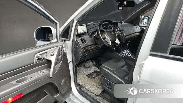 Ssangyong Korando Turismo 2018 Серебряный из Кореи, фото 2