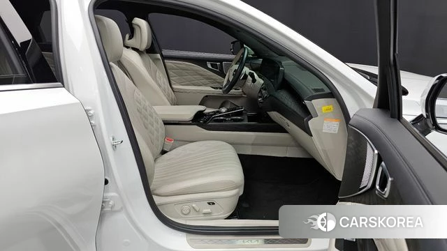 Kia K8 Hybrid 2022 Белый из Кореи, фото 2