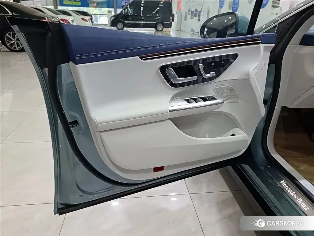 Mercedes-Benz EQE 2025 Зеленый из Китая, фото 2
