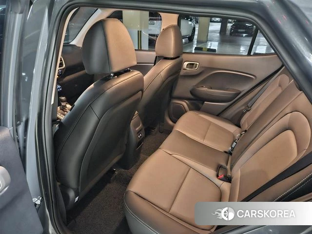 Hyundai Venue 2026 Серый из Кореи, фото 2