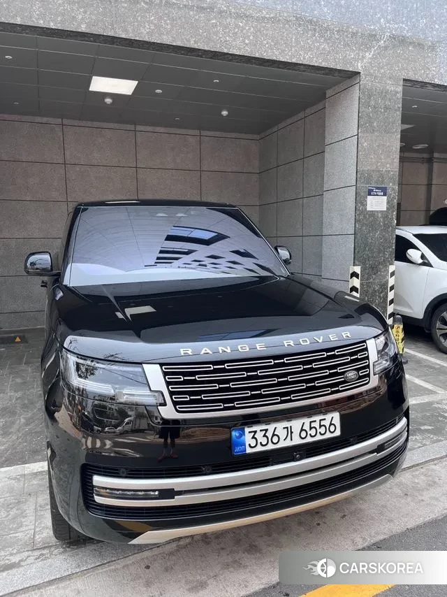 Land Rover Range Rover 5th Generation 2023 Черный из Кореи, фото 2